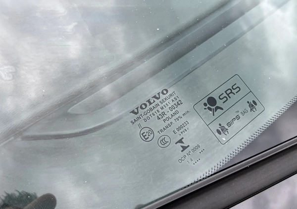 Volvo V60 cena 42900 przebieg: 245324, rok produkcji 2014 z Polanów małe 781